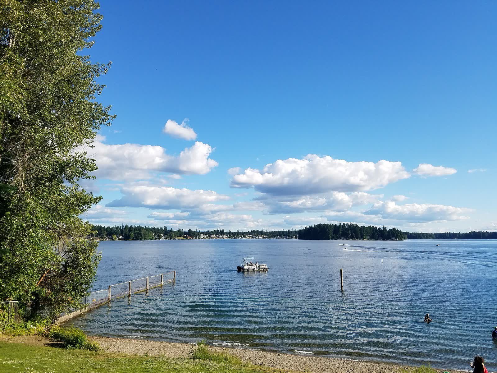 Lakewood, Washington: lakes and tree-lined neighborhoods in the South Sound